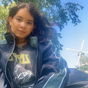 Meet your Posher, Madeleine